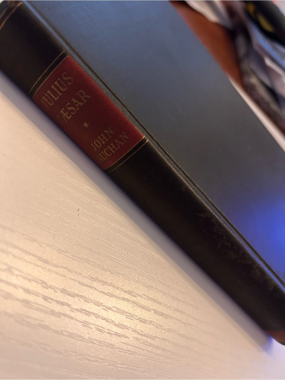 Vintage 1932 Julius Caesar by John Buchan, incl. original 1986 bookstore receipt